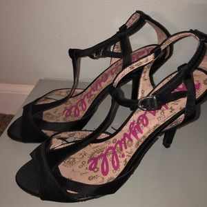 COPY - Betseyville black T strap heels